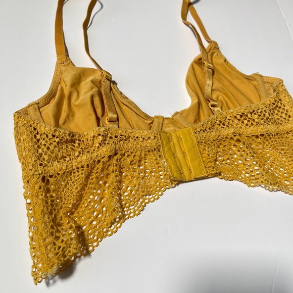 Forever 21 Mustard Yellow Bra Style Top Lace Detail and Satin Cups Size Small - Picture 5 of 7